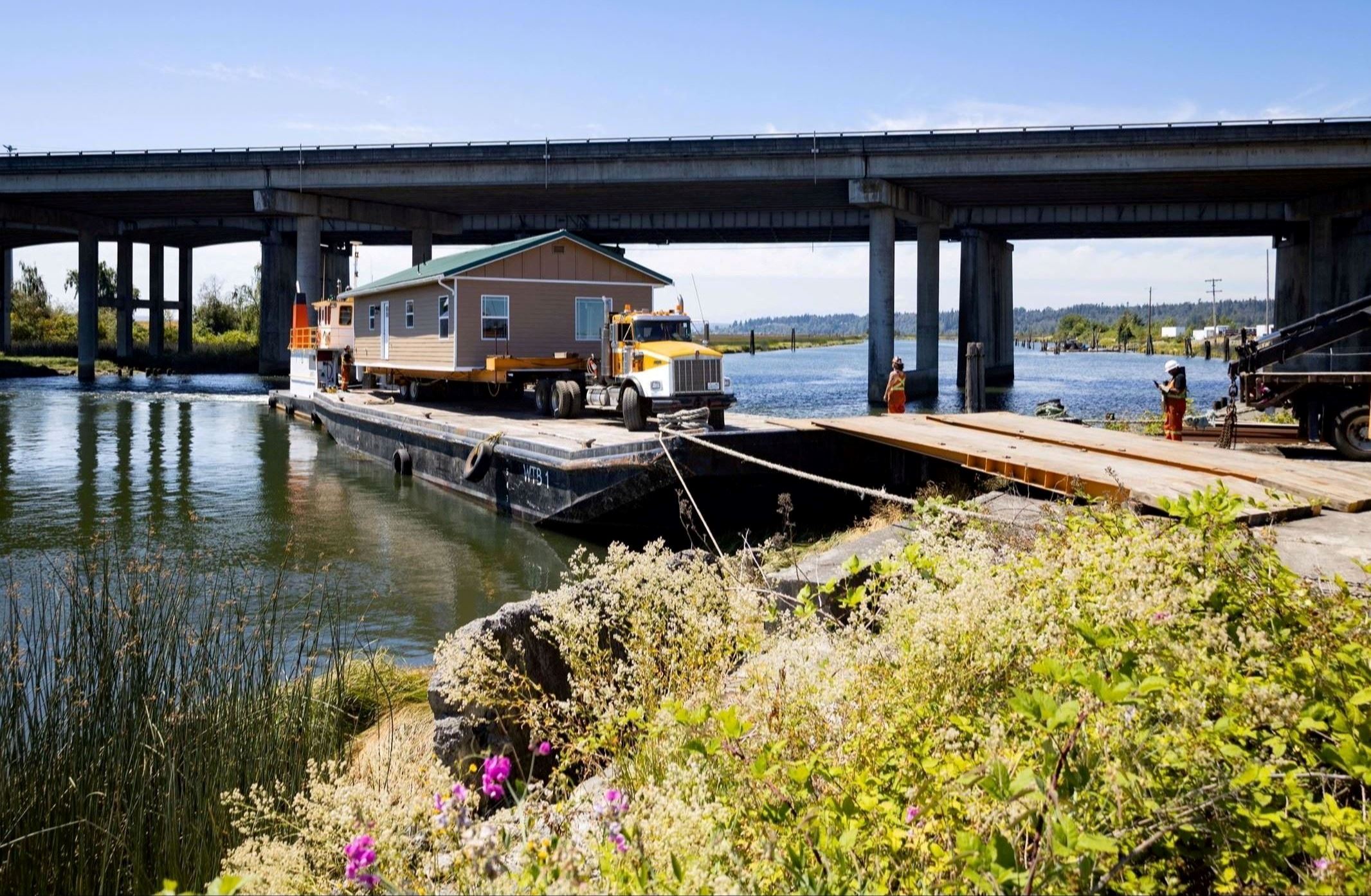 Marysville house on barge-124